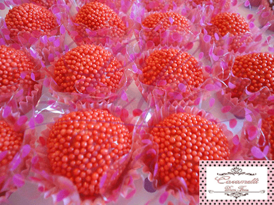 Brigadeiro de Morango (cento)