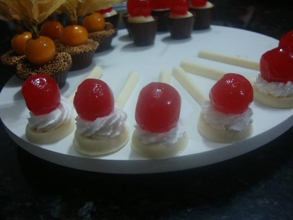 Colher de Chocolate c/ Cereja(unidade)